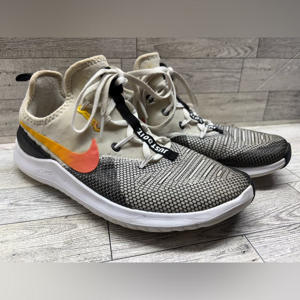 Nike Free TR 8 Women's Training Shoes Size 8.5 White/Black 942888 008